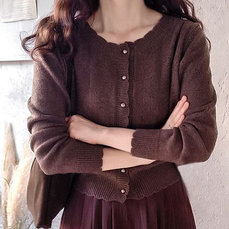 Dongdaemum Women’s Coats & Jackets, a testament to the elegance and quality of wholesale Korean fashion.