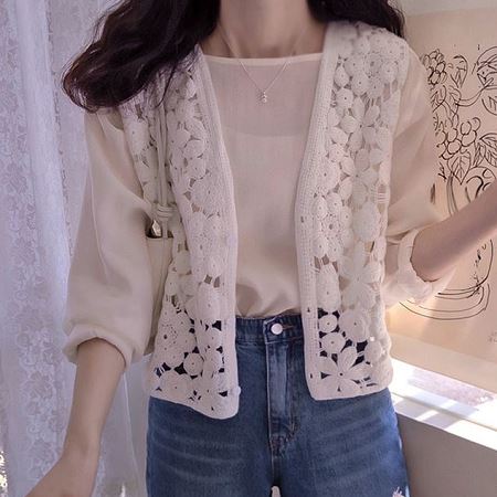 Dongdaemum Women’s Coats & Jackets, a testament to the elegance and quality of wholesale Korean fashion.