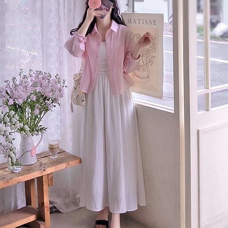 Dongdaemum Women’s Dresses, a testament to the elegance and quality of wholesale Korean fashion.