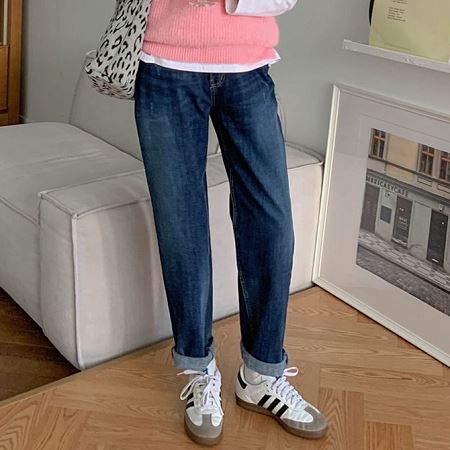 An array of Dongdaemum Women’s Pants, embodying the versatility of Korean fashion.