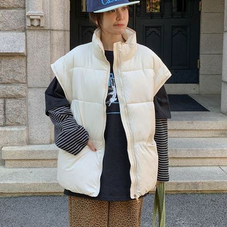 A variety of Dongdaemum Women’s Coats & Jackets, reflecting the sophistication of Korean fashion.