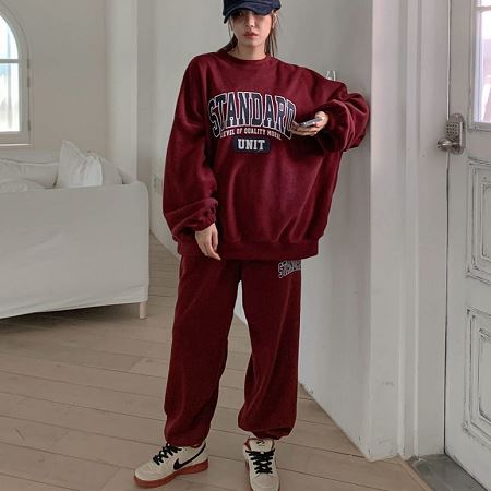 Dongdaemum Women’s One-Pieces, a testament to the elegance and quality of wholesale Korean fashion.