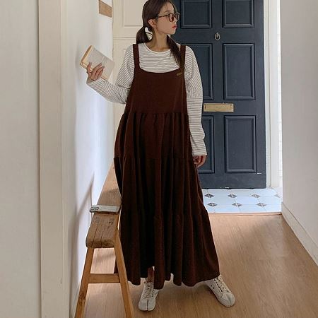 Dongdaemum Women’s Dresses, a testament to the elegance and quality of wholesale Korean fashion.