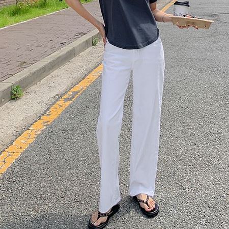 An array of Dongdaemum Women’s Pants, embodying the versatility of Korean fashion.