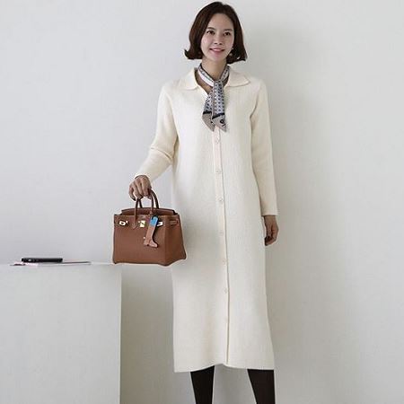 Dongdaemum Women’s Dresses, a testament to the elegance and quality of wholesale Korean fashion.