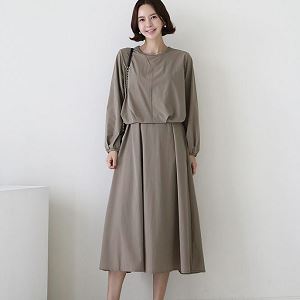 Dongdaemum Women’s Dresses, a testament to the elegance and quality of wholesale Korean fashion.