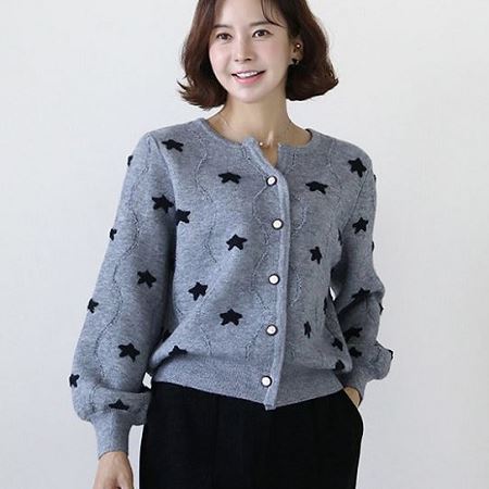 A variety of Dongdaemum Women’s Coats & Jackets, reflecting the sophistication of Korean fashion.