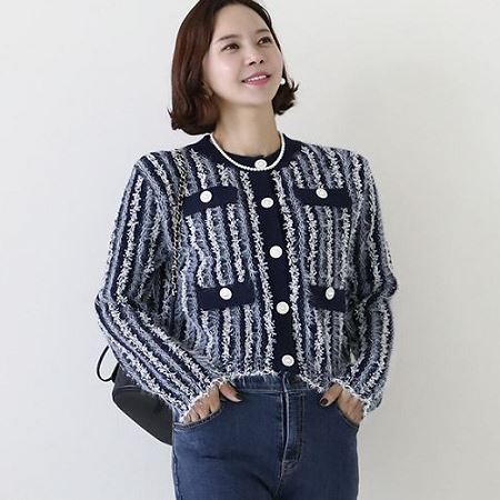 A variety of Dongdaemum Women’s Coats & Jackets, reflecting the sophistication of Korean fashion.