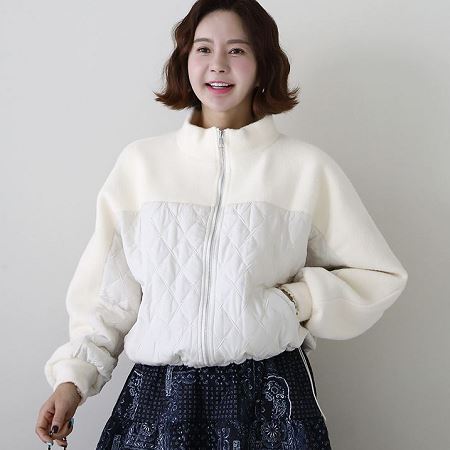 A variety of Dongdaemum Women’s Coats & Jackets, reflecting the sophistication of Korean fashion.