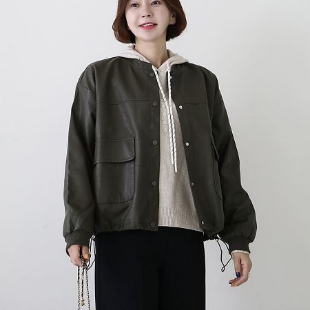 A variety of Dongdaemum Women’s Coats & Jackets, reflecting the sophistication of Korean fashion.