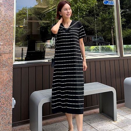 Dongdaemum Women’s Dresses, a testament to the elegance and quality of wholesale Korean fashion.
