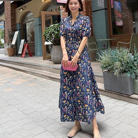 A collection of Dongdaemum Women’s Dresses, encapsulating the charm of Korean fashion.