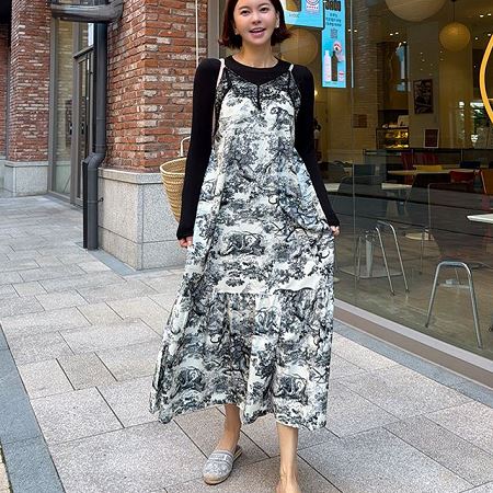 A collection of Dongdaemum Women’s Dresses, encapsulating the charm of Korean fashion.