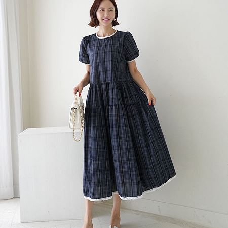 Dongdaemum Women’s Dresses, a testament to the elegance and quality of wholesale Korean fashion.