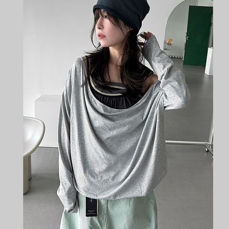 Dongdaemum Women’s Shirts, Tops & T-Shirts, a testament to the elegance and quality of wholesale Korean fashion.