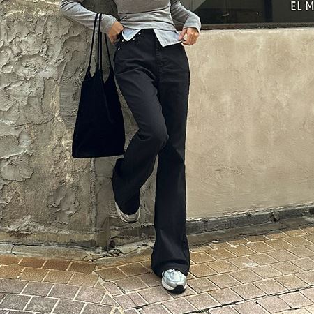 An array of Dongdaemum Women’s Pants, embodying the versatility of Korean fashion.