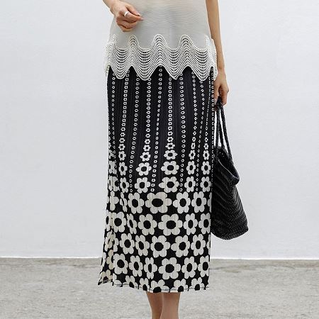 Dongdaemum Women’s Dresses, a testament to the elegance and quality of wholesale Korean fashion.