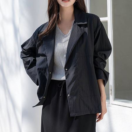 Dongdaemum Women’s Coats & Jackets, a testament to the elegance and quality of wholesale Korean fashion.
