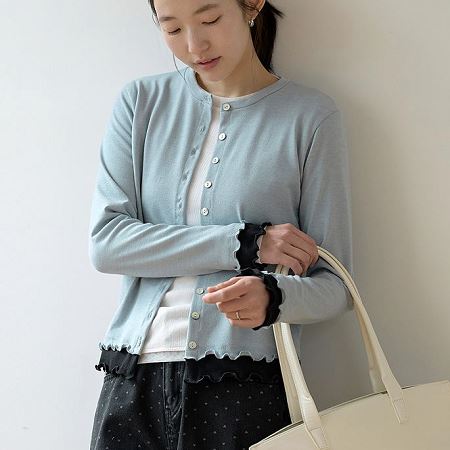 Dongdaemum Women’s Coats & Jackets, a testament to the elegance and quality of wholesale Korean fashion.