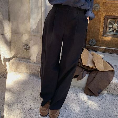 An array of Dongdaemum Women’s Pants, embodying the versatility of Korean fashion.