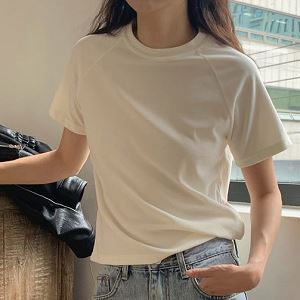 Dongdaemum Women’s Shirts, Tops & T-Shirts, a testament to the elegance and quality of wholesale Korean fashion.