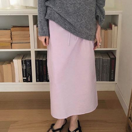 A collection of Dongdaemum Women’s Dresses, encapsulating the charm of Korean fashion.