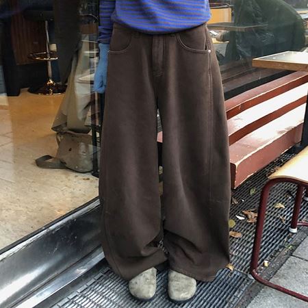 An array of Dongdaemum Women’s Pants, embodying the versatility of Korean fashion.