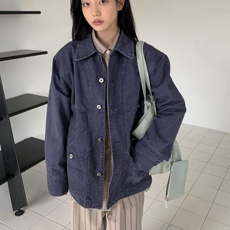 Dongdaemum Women’s Coats & Jackets, a testament to the elegance and quality of wholesale Korean fashion.