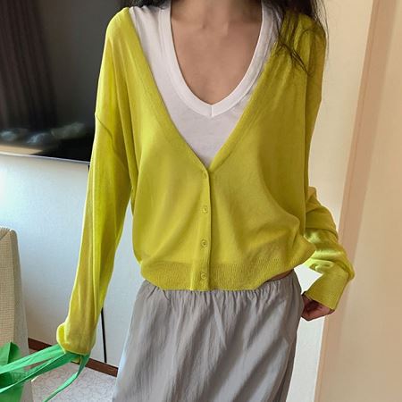 Dongdaemum Women’s Coats & Jackets, a testament to the elegance and quality of wholesale Korean fashion.