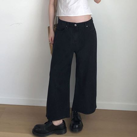 An array of Dongdaemum Women’s Pants, embodying the versatility of Korean fashion.