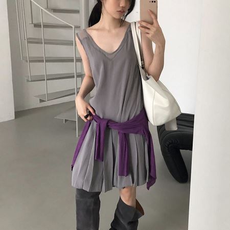 A collection of Dongdaemum Women’s Dresses, encapsulating the charm of Korean fashion.