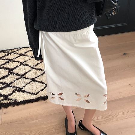 A collection of Dongdaemum Women’s Dresses, encapsulating the charm of Korean fashion.