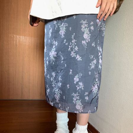 A collection of Dongdaemum Women’s Dresses, encapsulating the charm of Korean fashion.