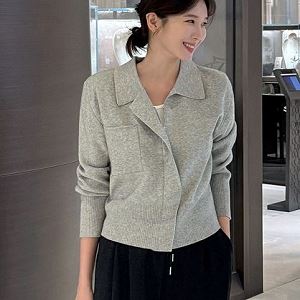 A variety of Dongdaemum Women’s Coats & Jackets, reflecting the sophistication of Korean fashion.