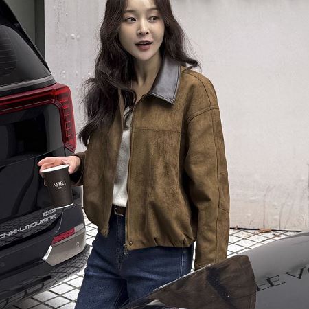 A variety of Dongdaemum Women’s Coats & Jackets, reflecting the sophistication of Korean fashion.