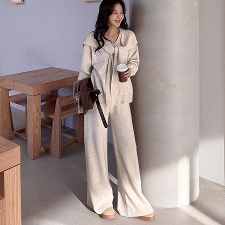 Dongdaemum Women’s One-Pieces, a testament to the elegance and quality of wholesale Korean fashion.