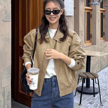 A variety of Dongdaemum Women’s Coats & Jackets, reflecting the sophistication of Korean fashion.