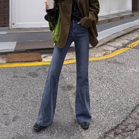 An array of Dongdaemum Women’s Pants, embodying the versatility of Korean fashion.