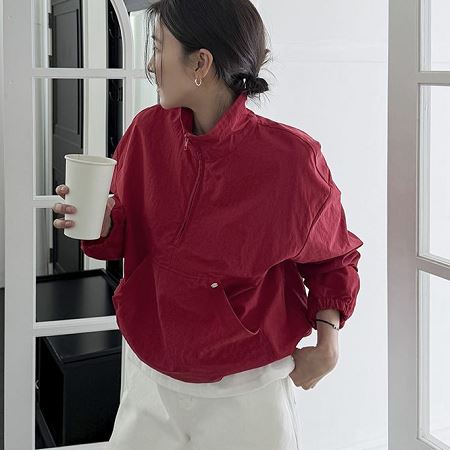 Dongdaemum Women’s Coats & Jackets, a testament to the elegance and quality of wholesale Korean fashion.