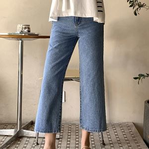 Dongdaemum Women’s Pants, a testament to the elegance and quality of wholesale Korean fashion.