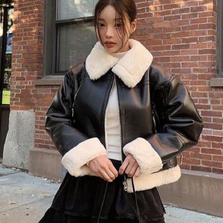 Dongdaemum Women’s Coats & Jackets, a testament to the elegance and quality of wholesale Korean fashion.