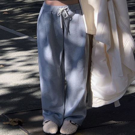 An array of Dongdaemum Women’s Pants, embodying the versatility of Korean fashion.