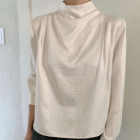 Dongdaemum Women’s Shirts, Tops & T-Shirts, a testament to the elegance and quality of wholesale Korean fashion.