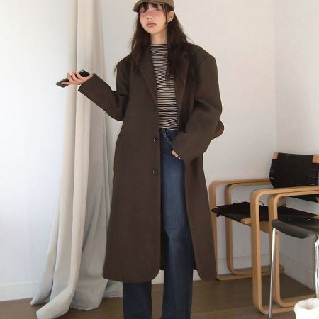 Dongdaemum Women’s Coats & Jackets, a testament to the elegance and quality of wholesale Korean fashion.