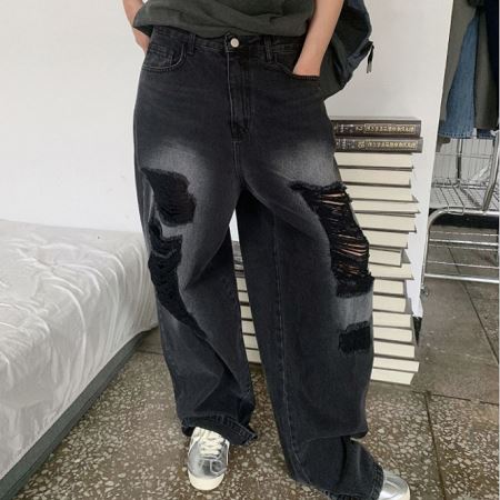 An array of Dongdaemum Women’s Pants, embodying the versatility of Korean fashion.