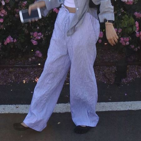 Dongdaemum Women’s Pants, a testament to the elegance and quality of wholesale Korean fashion.