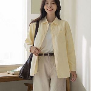 Dongdaemum Women’s Shirts, Tops & T-Shirts, a testament to the elegance and quality of wholesale Korean fashion.