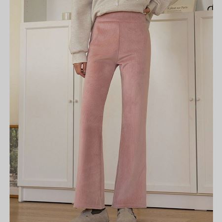 Dongdaemum Women’s Pants, a testament to the elegance and quality of wholesale Korean fashion.