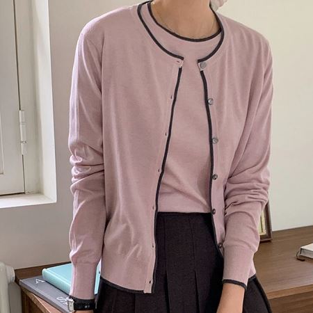 A variety of Dongdaemum Women’s Coats & Jackets, reflecting the sophistication of Korean fashion.