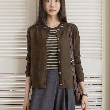 A variety of Dongdaemum Women’s Coats & Jackets, reflecting the sophistication of Korean fashion.